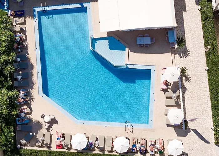 Daisy Hotel