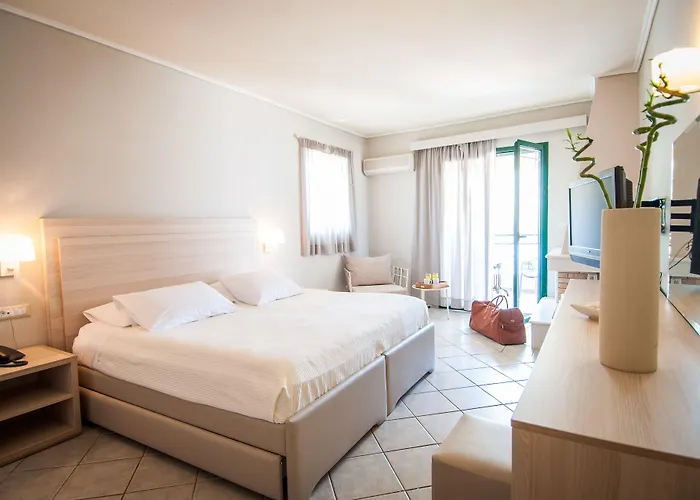 Phoenix Beach Hotel